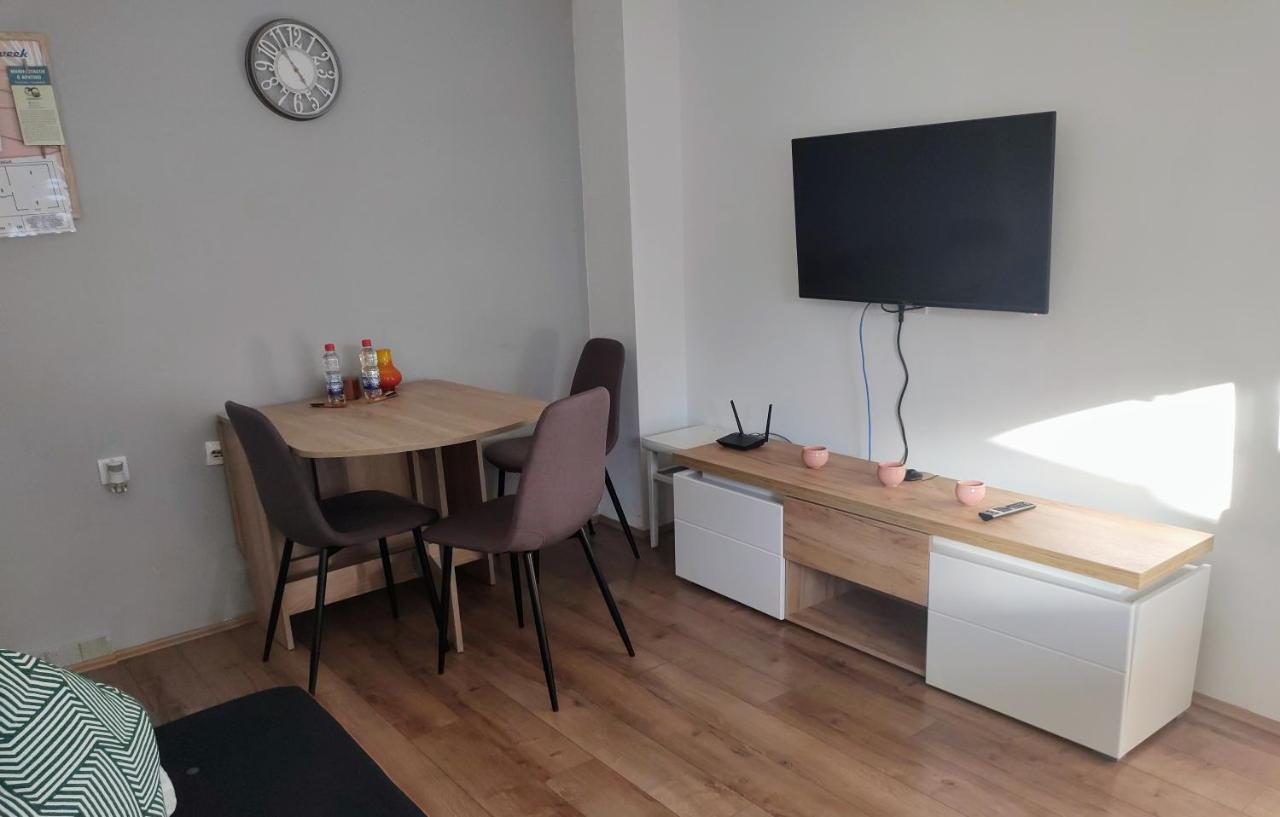 Apatin Apartman Buitenkant foto