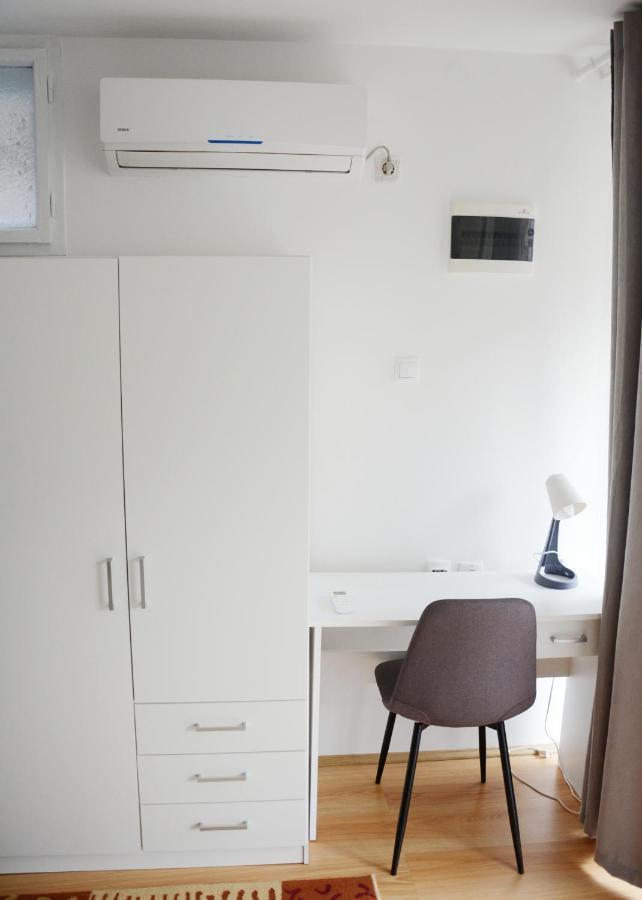 Apatin Apartman Buitenkant foto